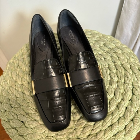 NWOB Rockport Total Motion Esma Black  Leather Square Croc Toe Heel Loafers - Picture 3 of 8